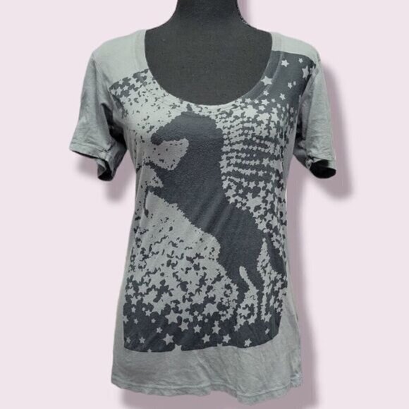 Bizarre Love Triangle Horse Inspired Lightweight Stretchy Over the Hip Tee | S - Picture 1 of 4